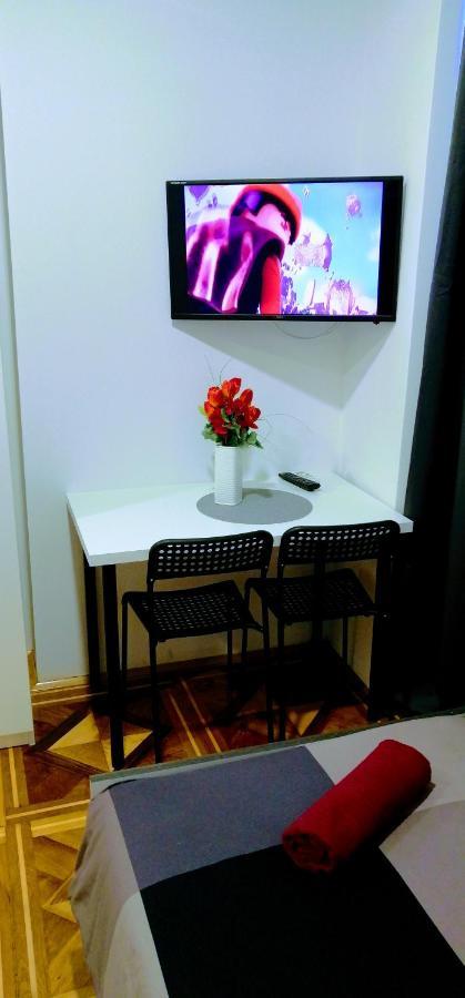 Zpula Center Studio Apartments Екстериор снимка