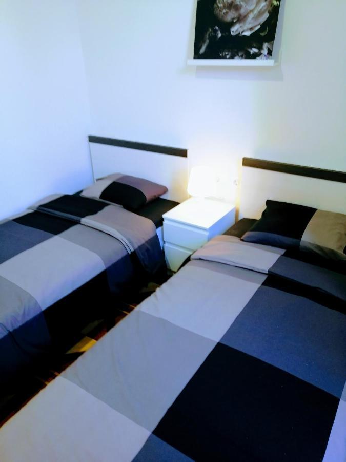 Zpula Center Studio Apartments Екстериор снимка