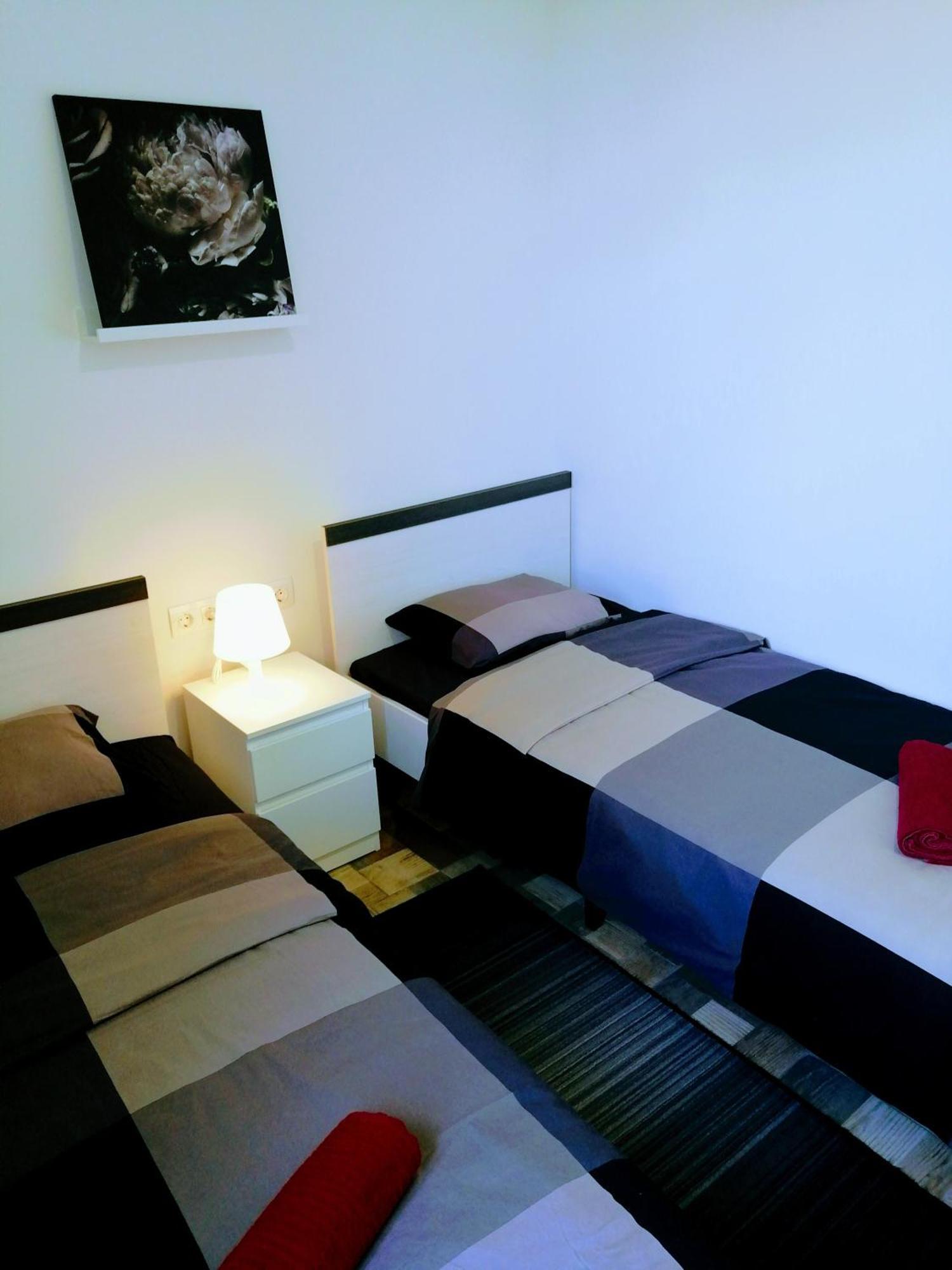 Zpula Center Studio Apartments Екстериор снимка